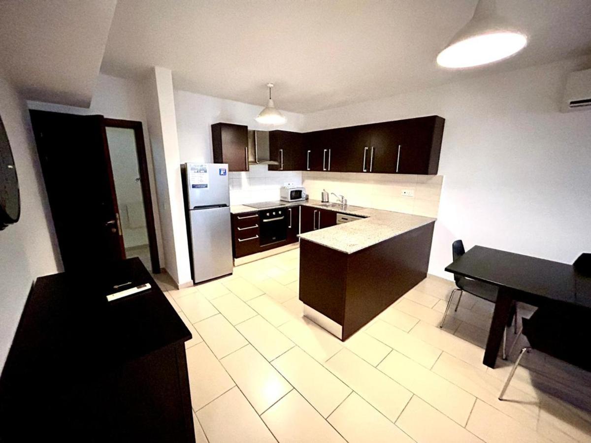 Light House Apartment Larnaca Exterior photo