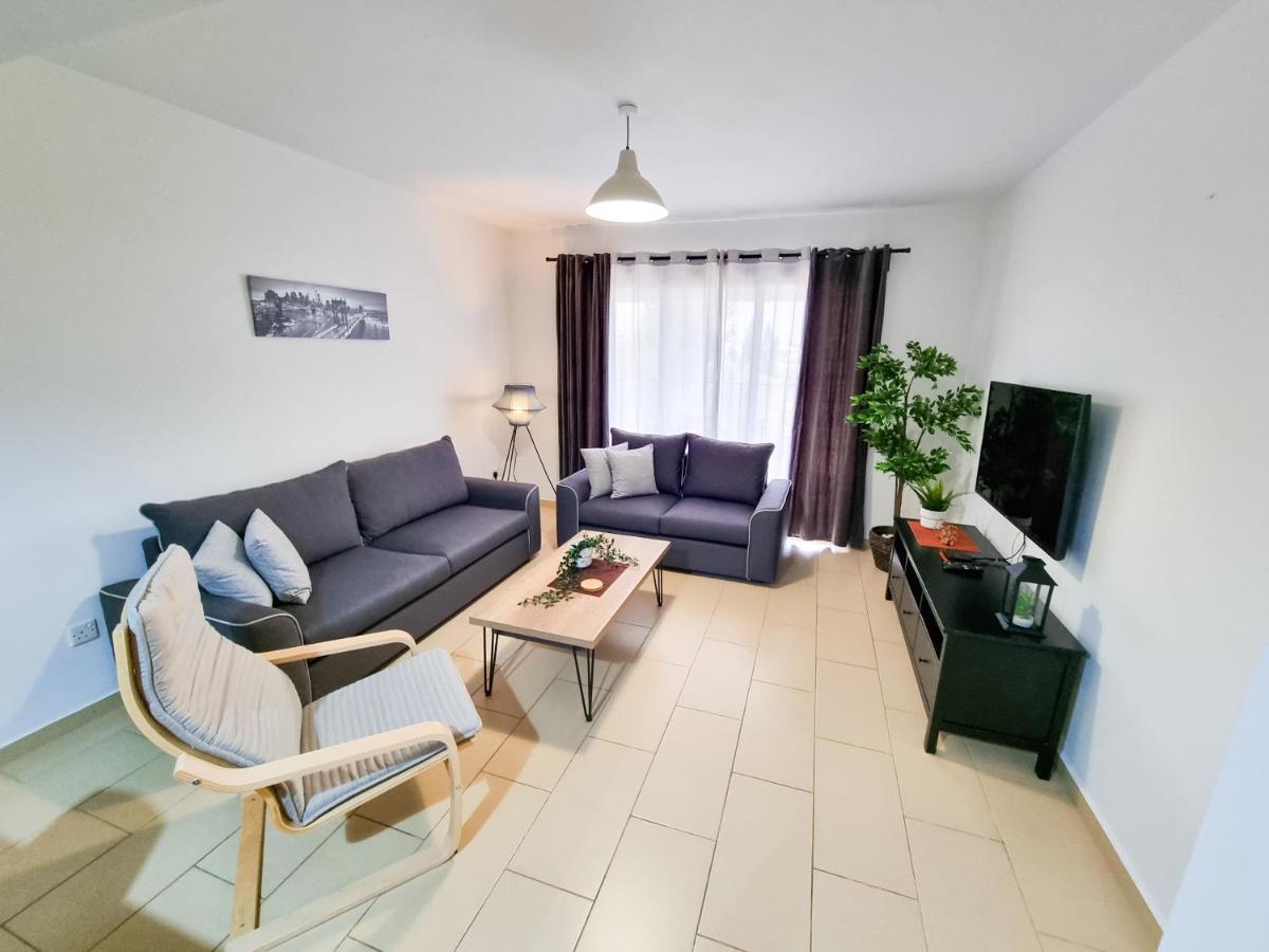 Light House Apartment Larnaca Exterior photo